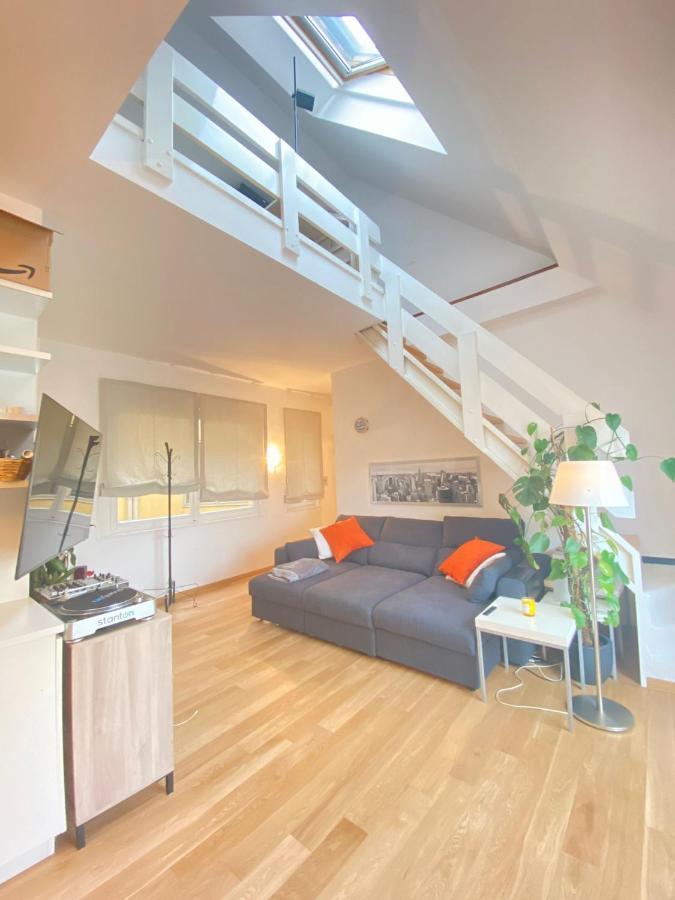 Vetra - Luminoso Attico Con Balcone Milaan