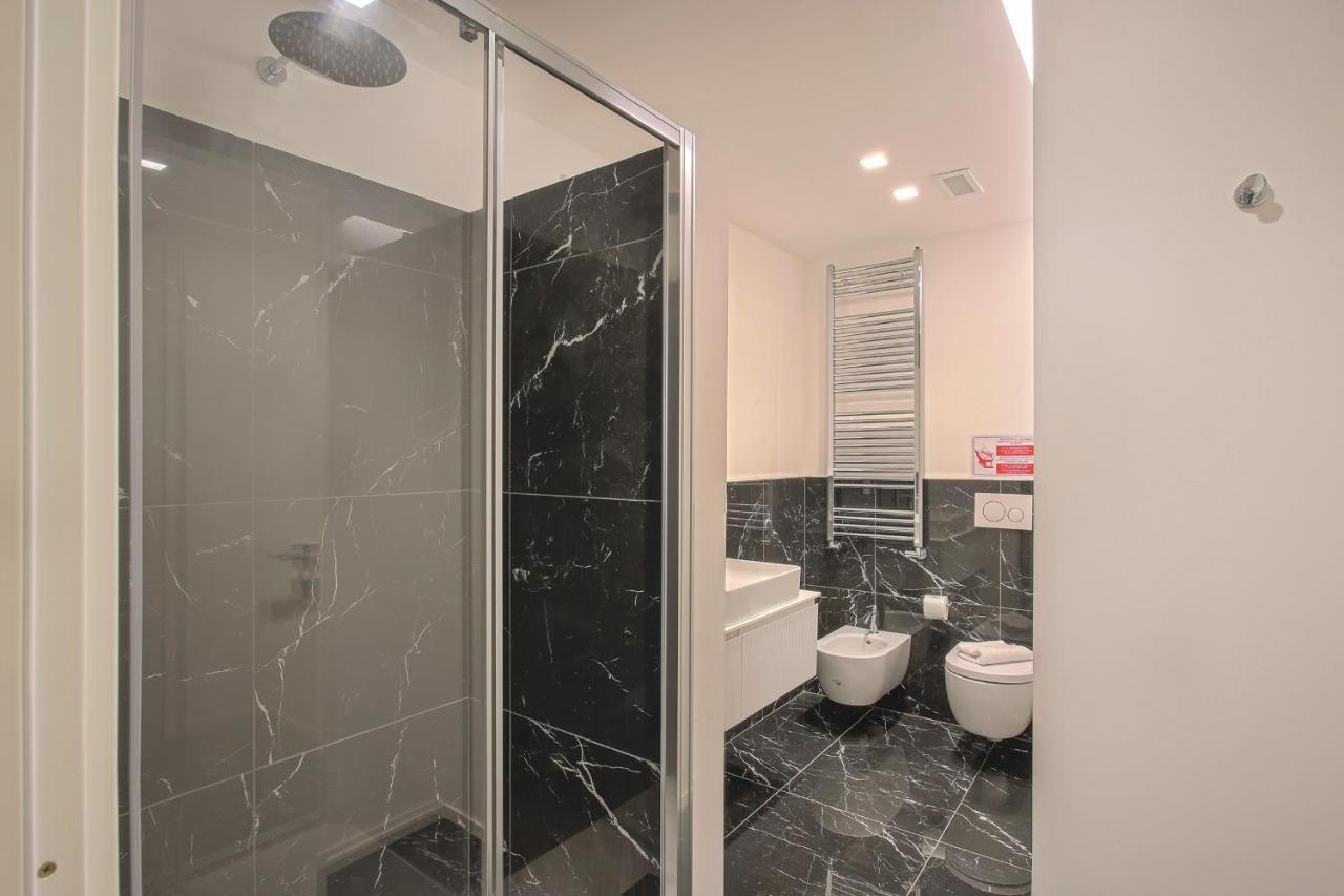 Lux Apartment-hosted By Sweetstay Apartment *