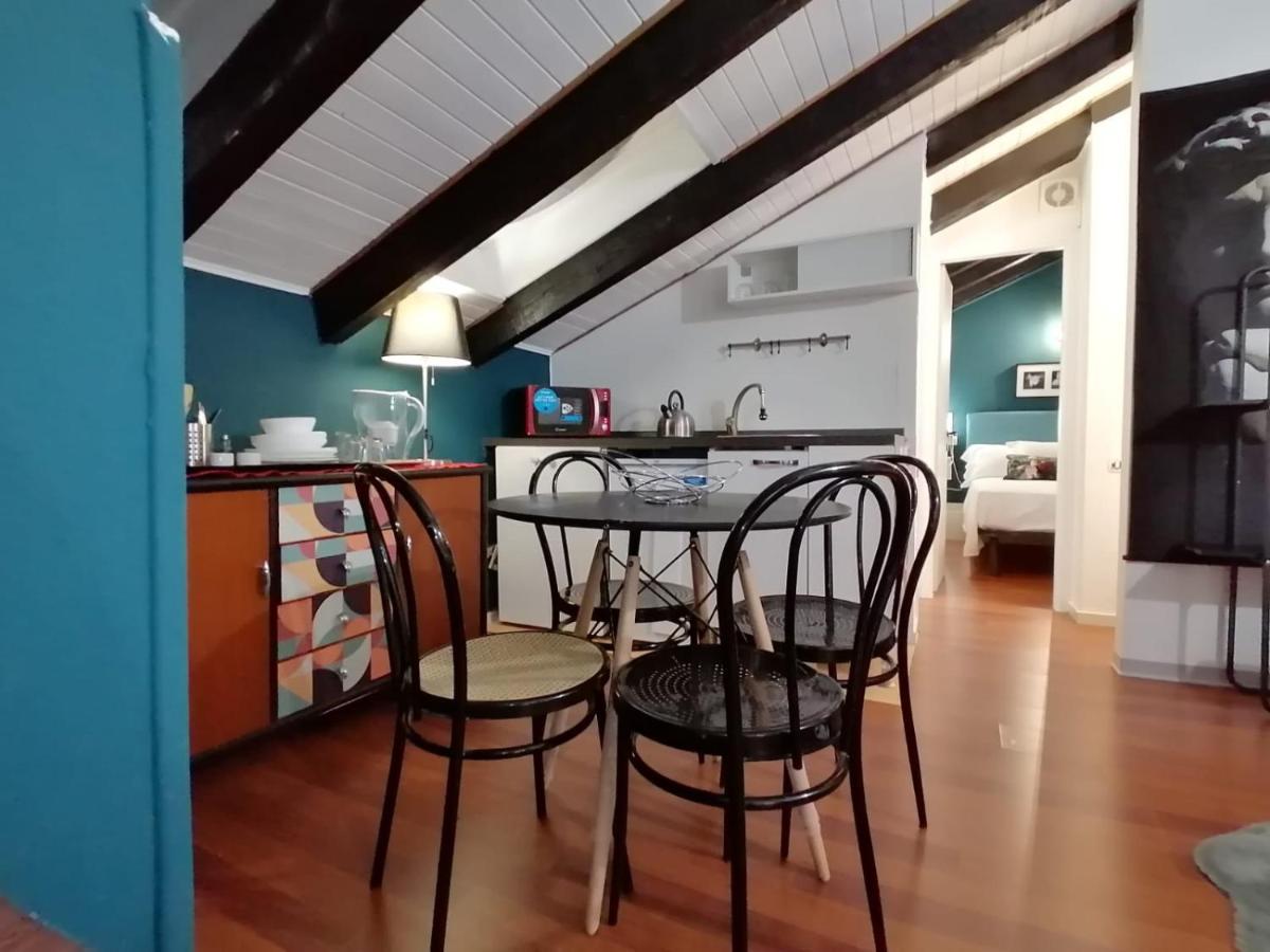 Apartment Mercanti Attic Version Milan