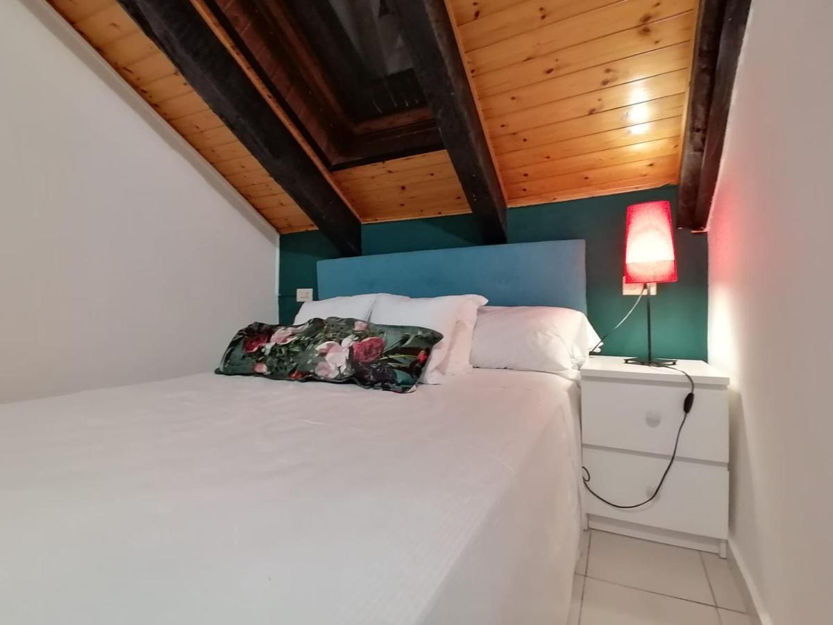 Mercanti Attic Version Apartment Milan