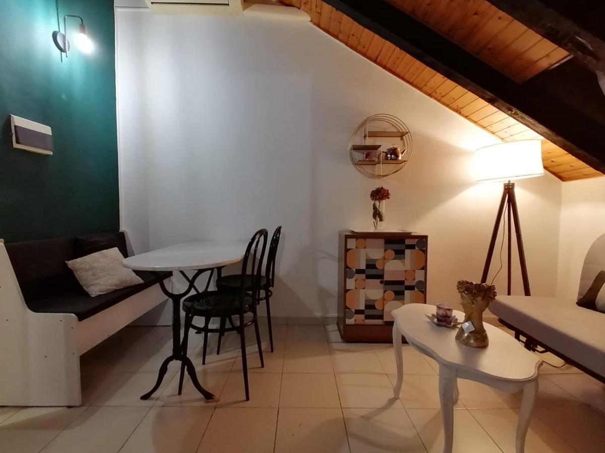 Mercanti Attic Version * Milan