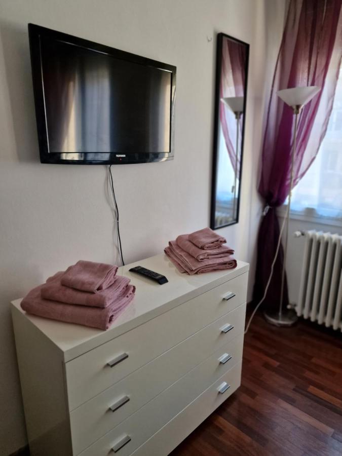 Apartment Sempione Yellow Milan