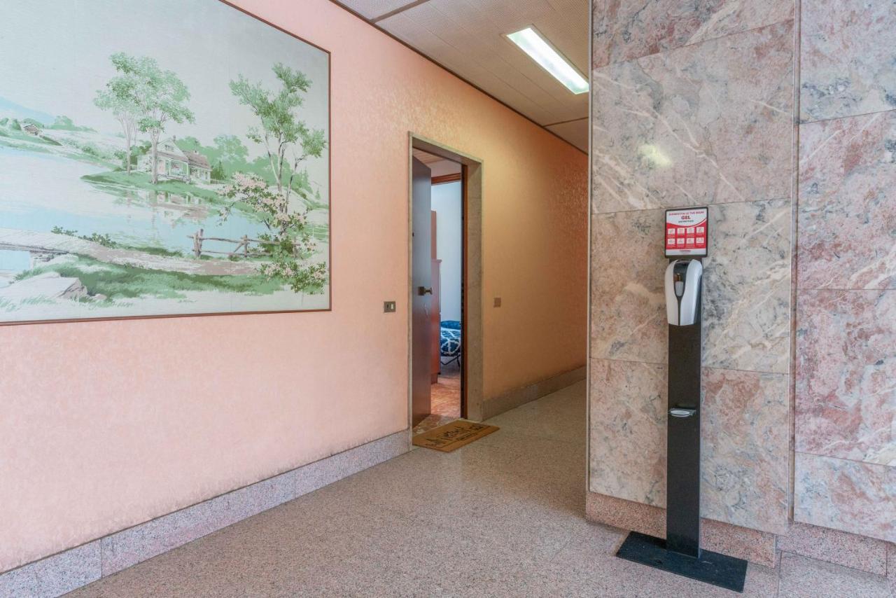 Appartement Zona Navigli - Smart House Con Tv 50 E Fast Wifi