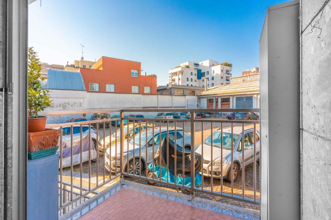 Appartement Zona Navigli - Smart House Con Tv 50 E Fast Wifi Milaan