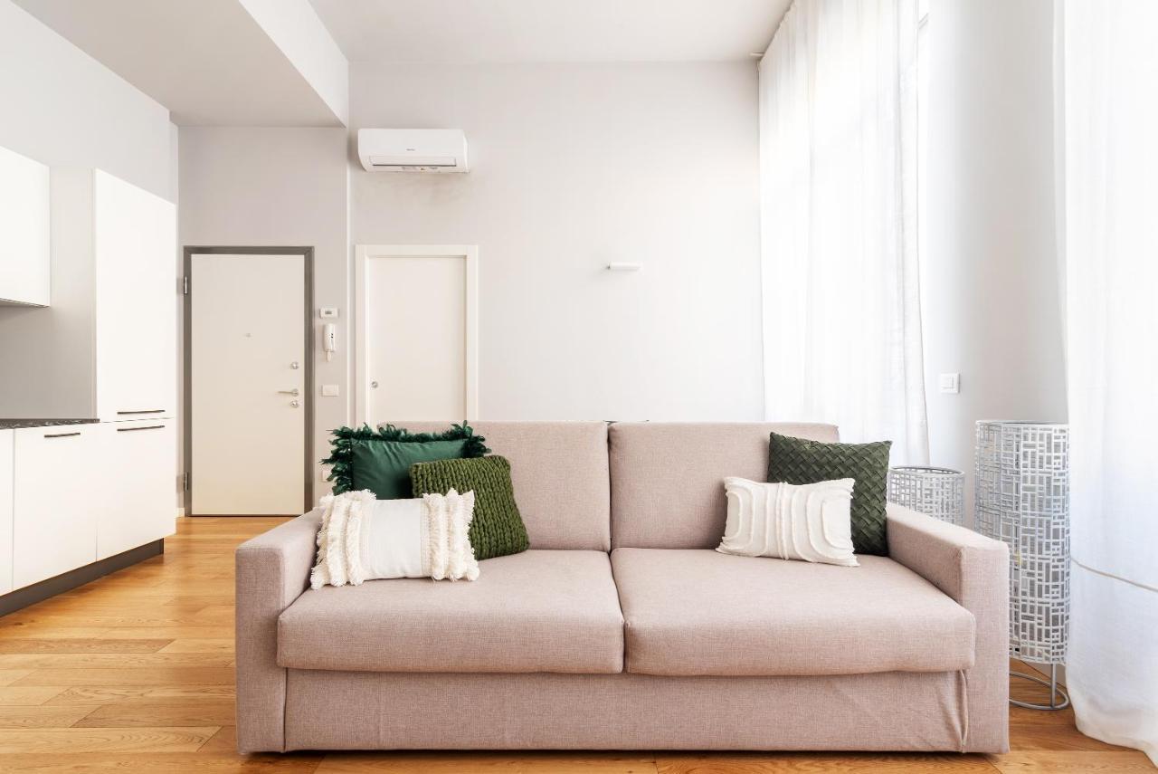 Easyhomes - Botta Milano