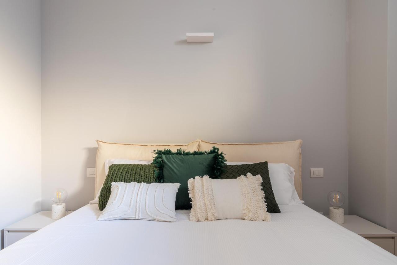 Easyhomes - Botta * Milano