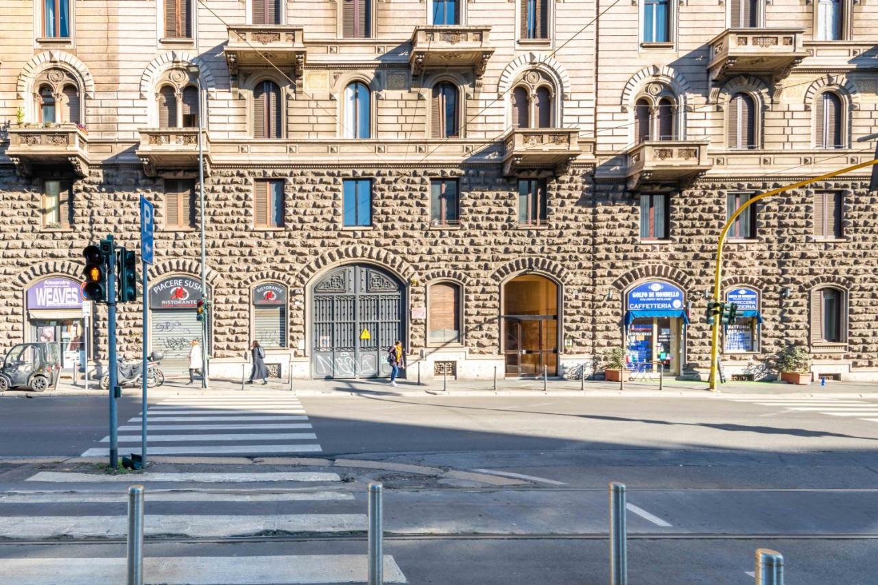 Easylife - Spazioso E Luminoso Trilocale Con Balcone A Loggia Per Pausa E Relax Milano