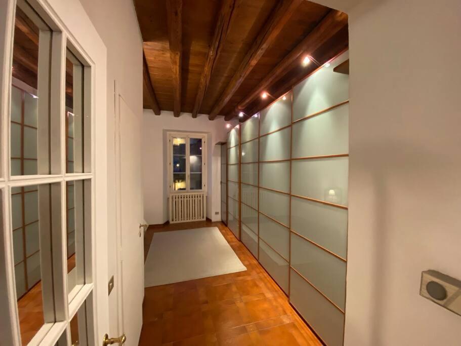 Antica Corte Navigli-darsena * Milano