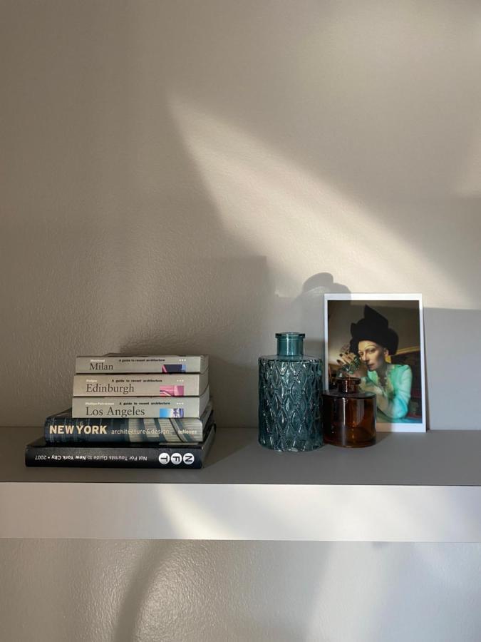 Bilocale Di Design Con Vista In Crocetta Quadronno Lejlighed *
