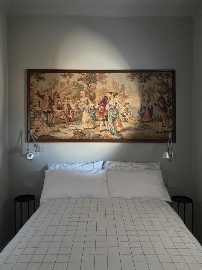 Lejlighed Bilocale Di Design Con Vista In Crocetta Quadronno Milano