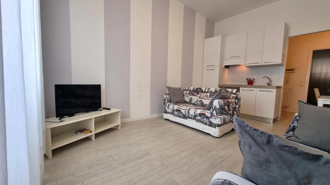 Affittimoderni Milano-white Leilighet *