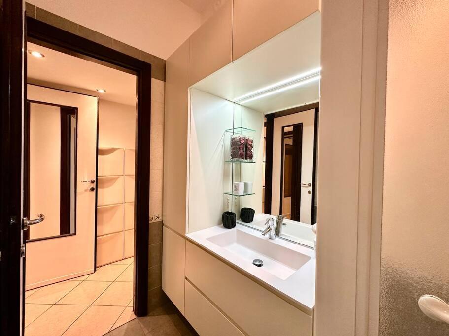 Lejlighed Linate Airport House *