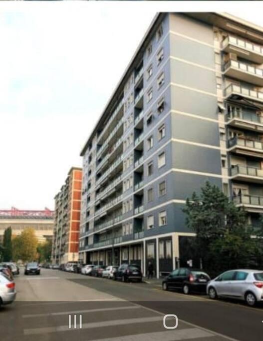 Franco Sansirohouse Rho Mi Fiera * Milaan