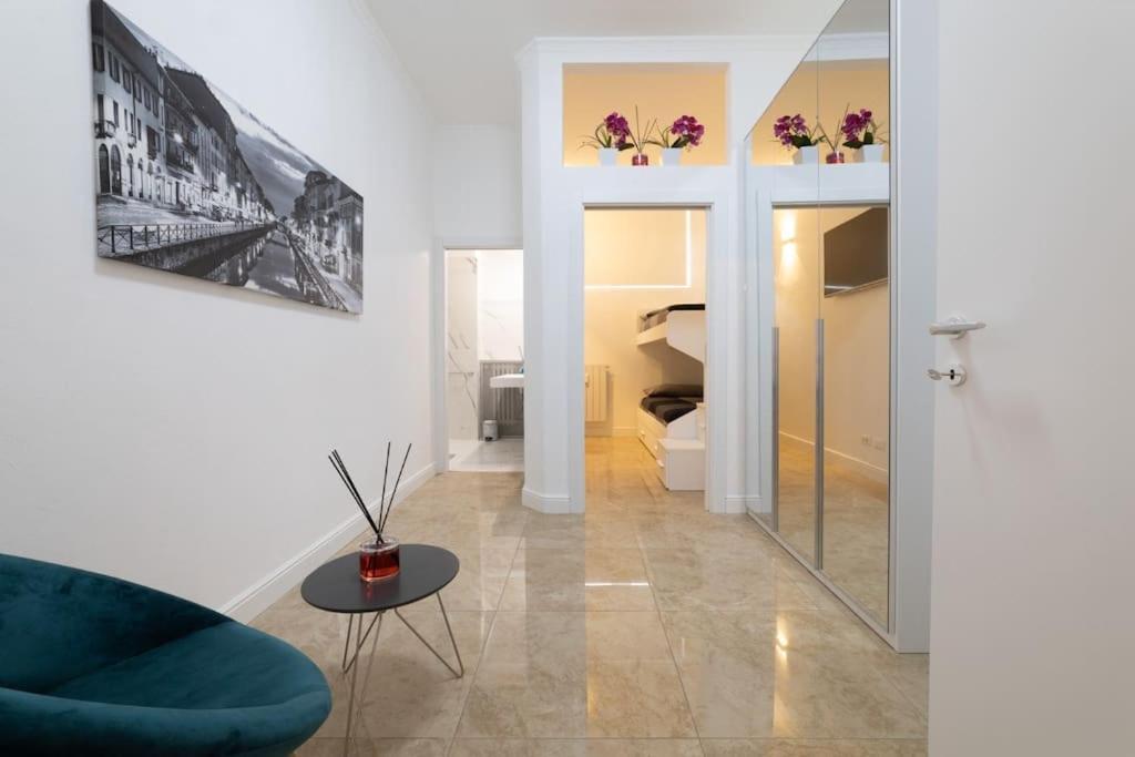 San Babila - Luxury Milanese Leilighet *