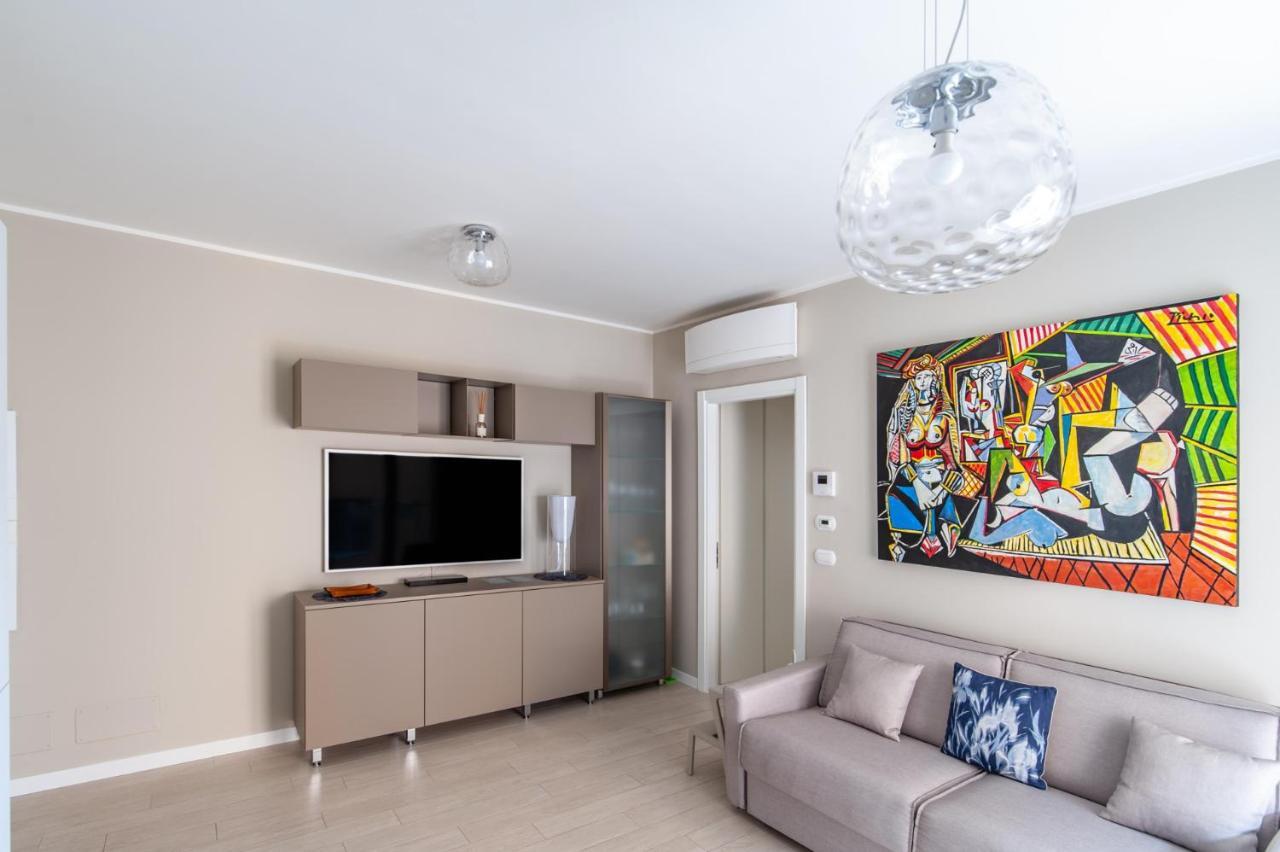Appartamento Easylife - Moderno Con Terrazzo In Paolo Sarpi