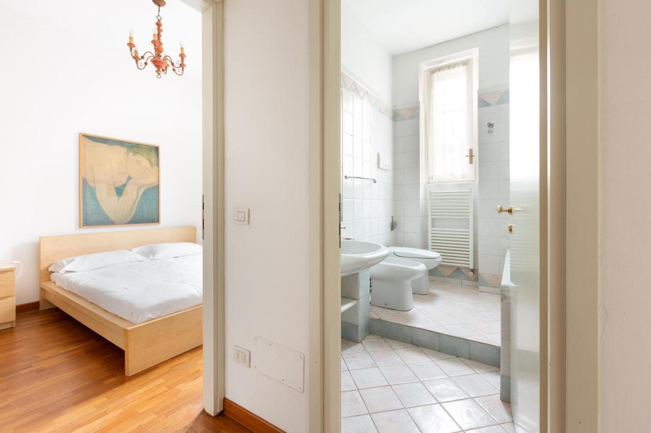 Apartment Cozy With Balcony - Porta Romana District *