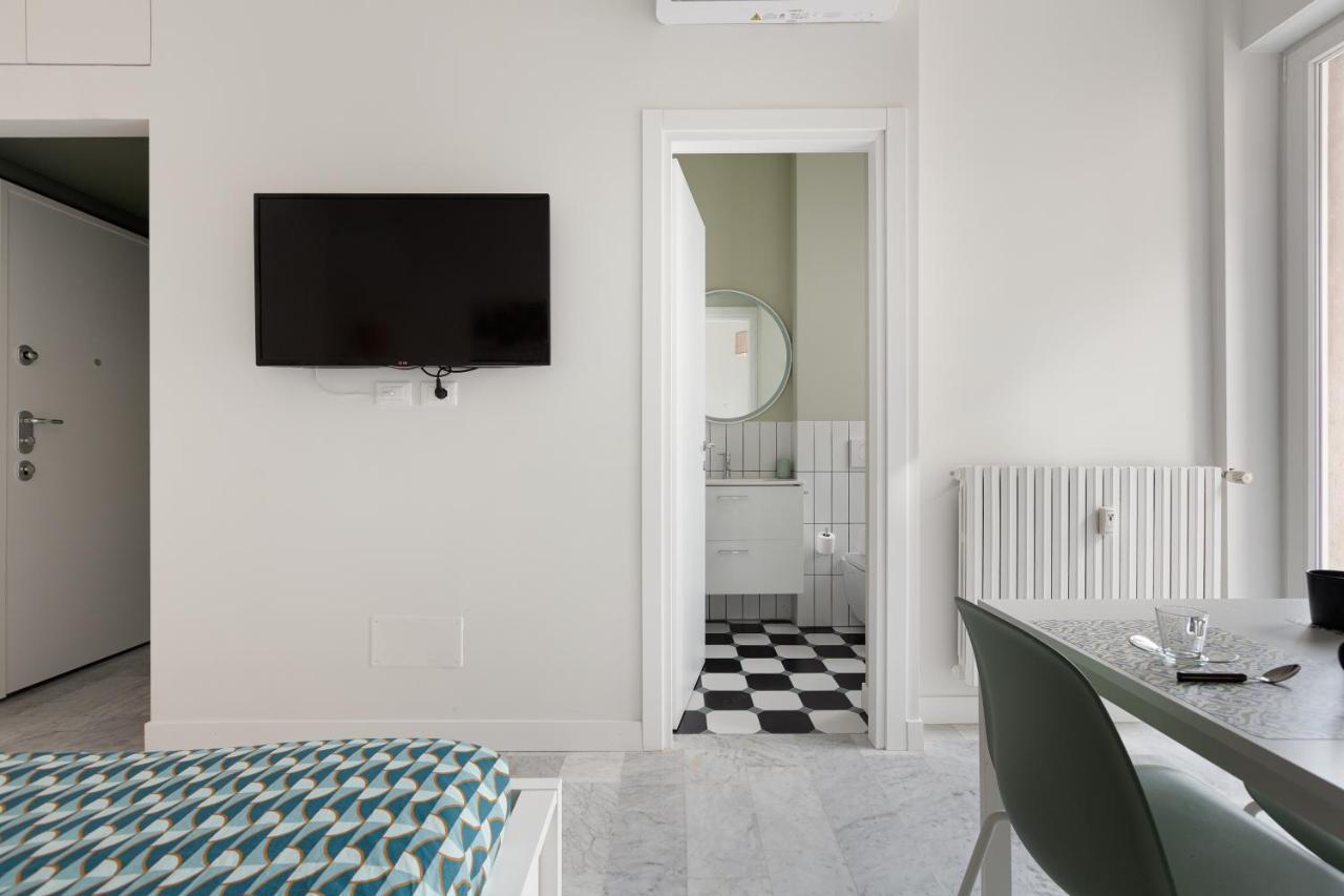 Comfy X2 - 1,1 Km Far From Iulm University! Appartamento