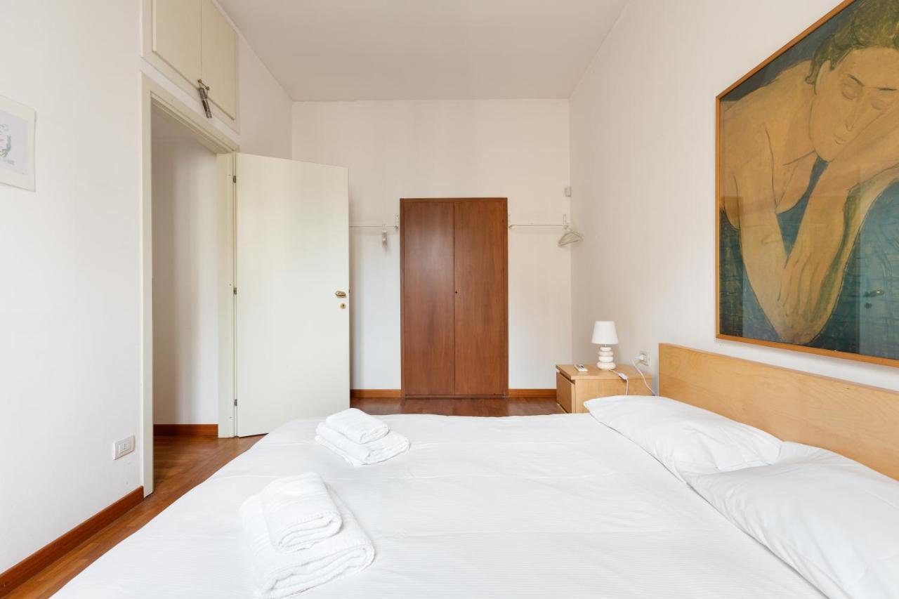 Apartment Cozy With Balcony - Porta Romana District *