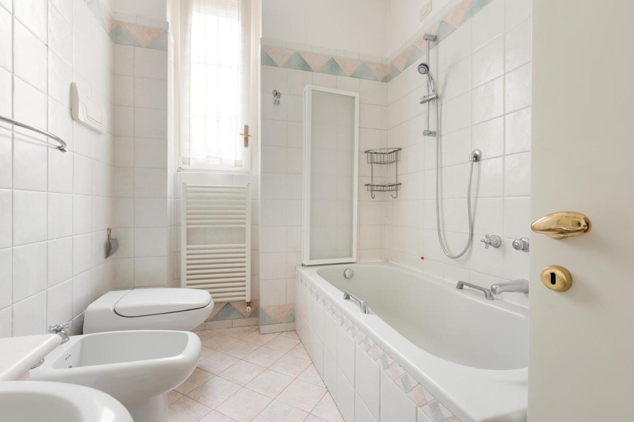 Apartment Cozy With Balcony - Porta Romana District *