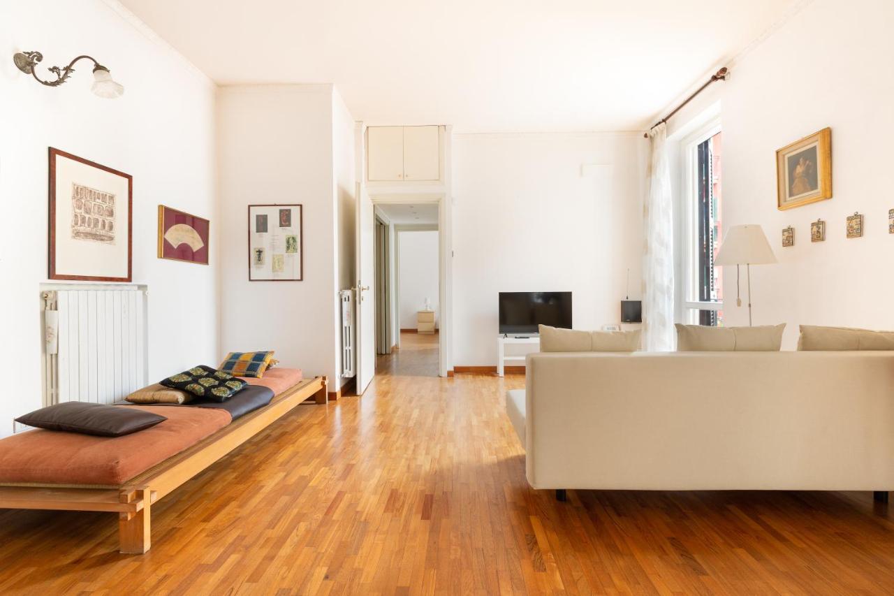 Apartment Cozy With Balcony - Porta Romana District Milan
