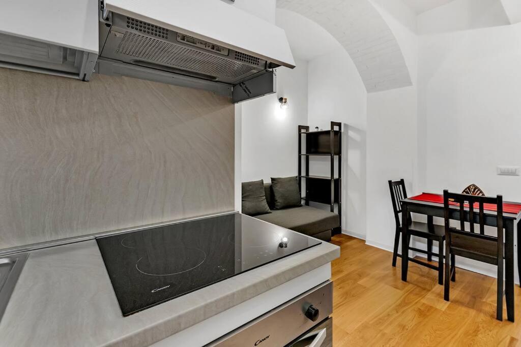 Alessia's Flat - San Luigi Apartment *