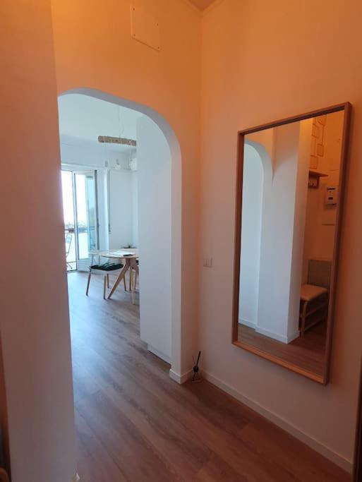 Sunhouse - Nuovo Accogliente Bilocale Appartement *