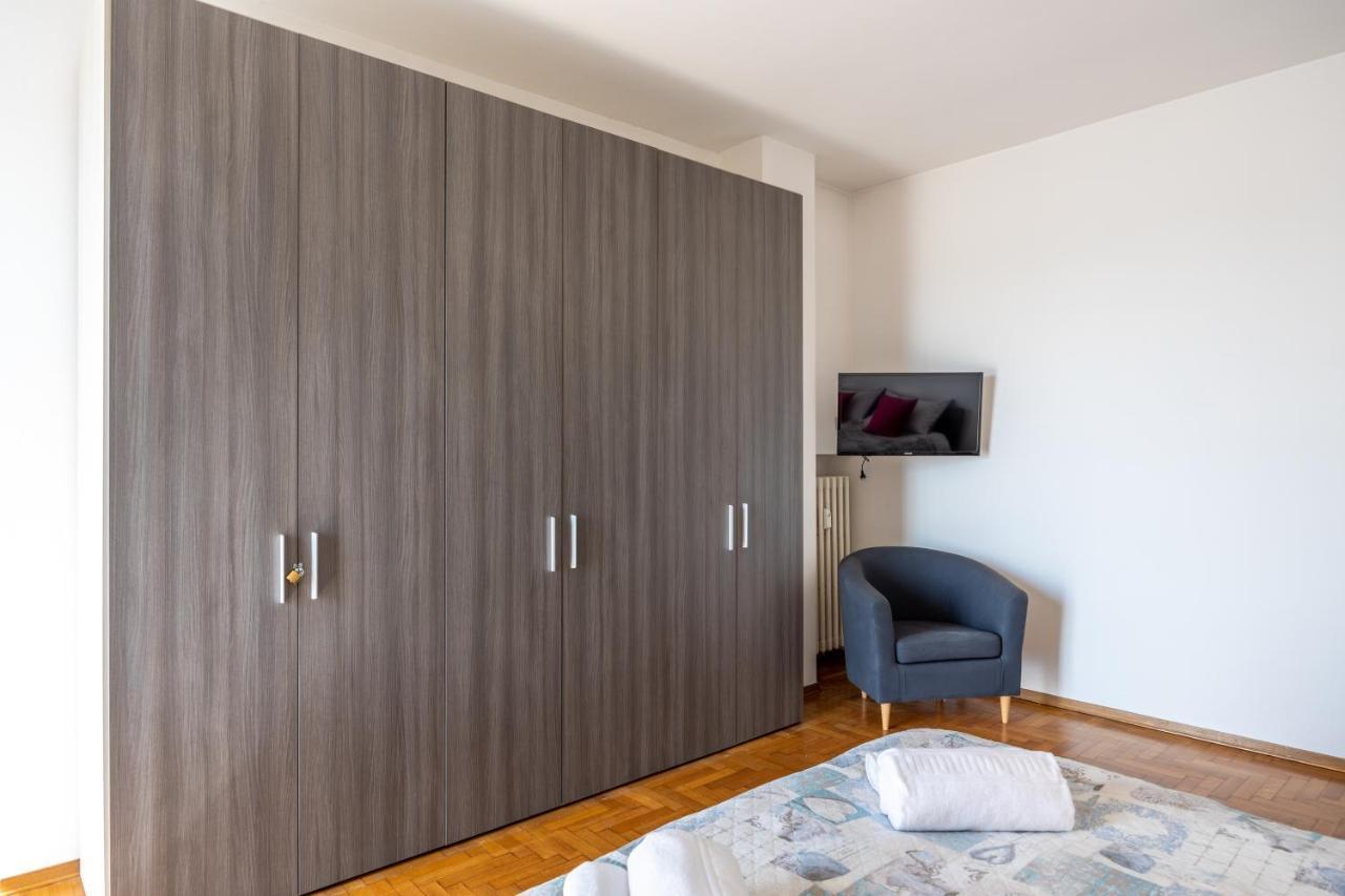 Leilighet Terrazza Con Vistacasa Con Parcheggio Gratuito Milano