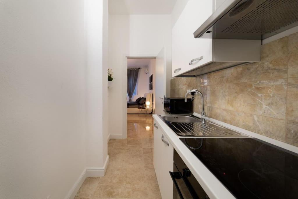 San Babila - Luxury Milanese * Milano