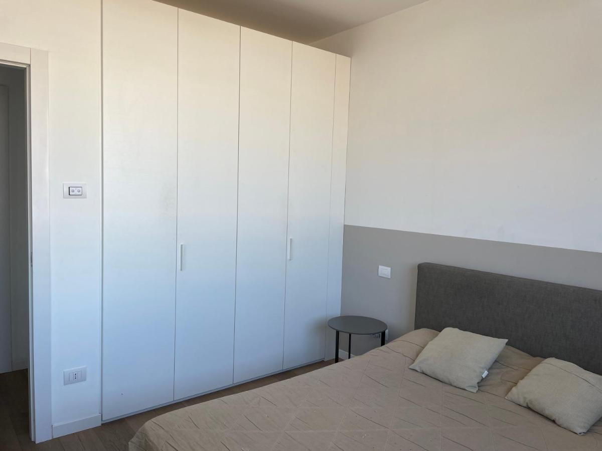 Confortevole Bilocale In Largo Marinai D'italia Mailand