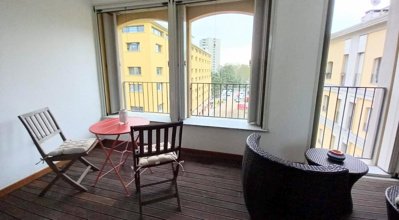 Cozy With Spacious Veranda Milano