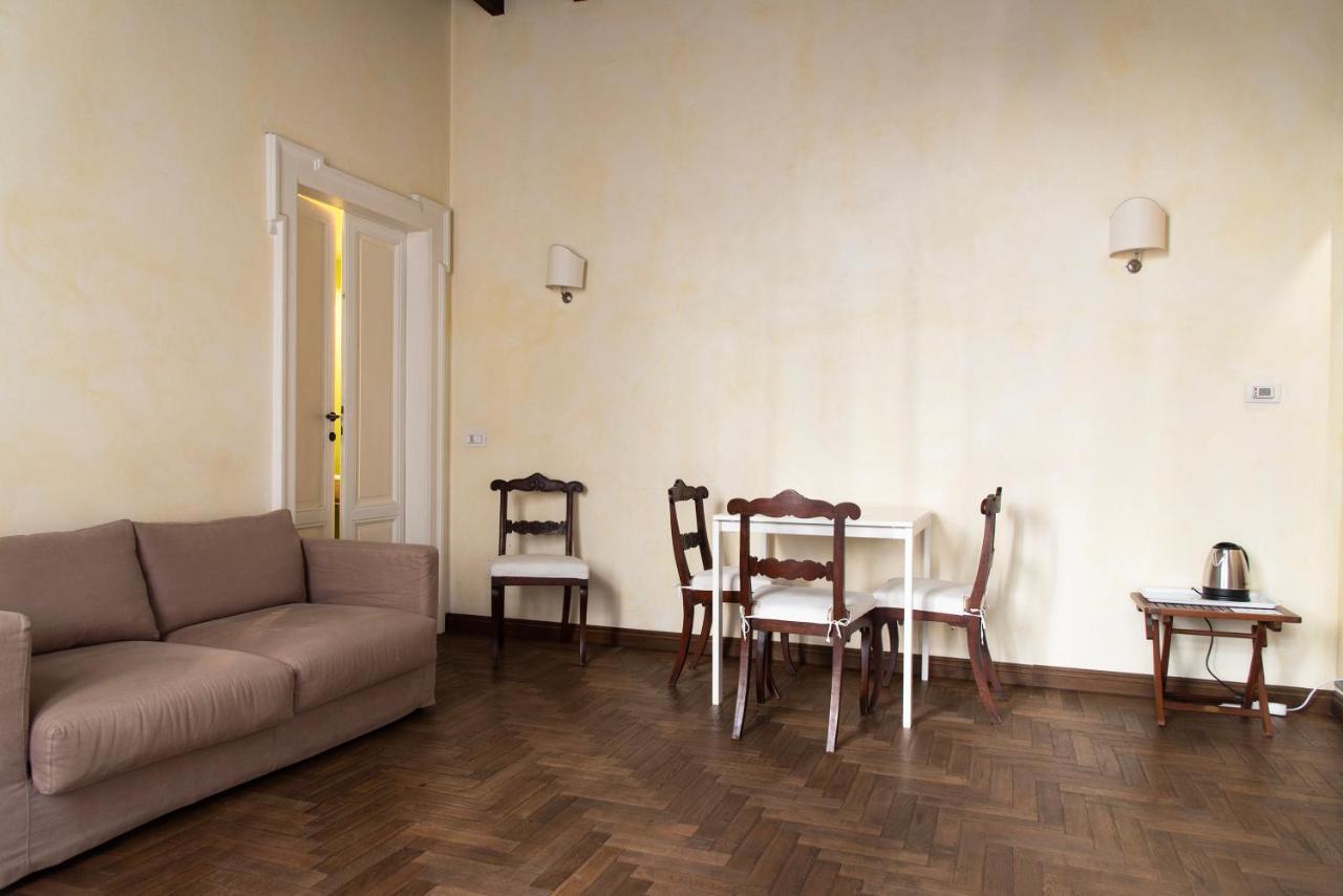 Youhosty - Ugo Bassi Milano