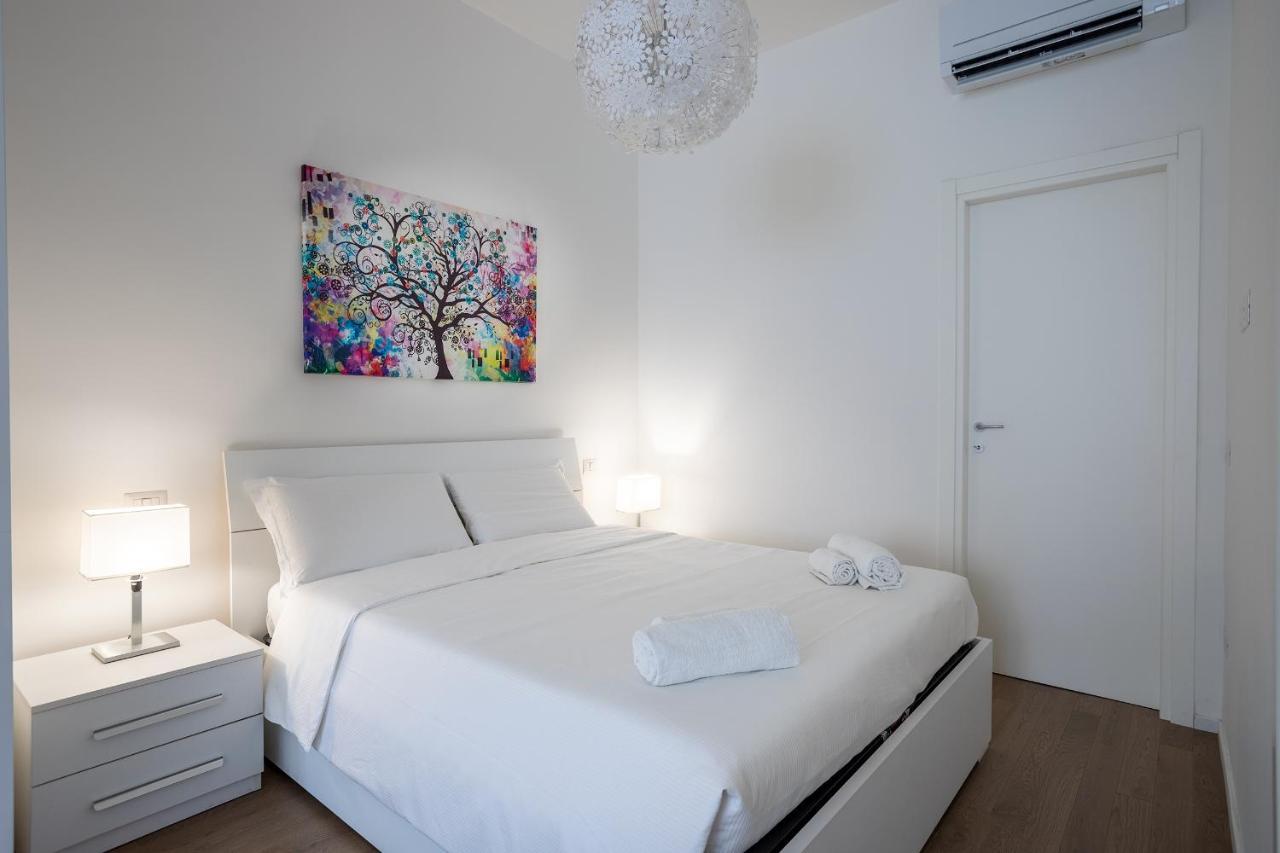 Navigli - Center Modern Suite, Fast Wi-fi & Tram * Milan
