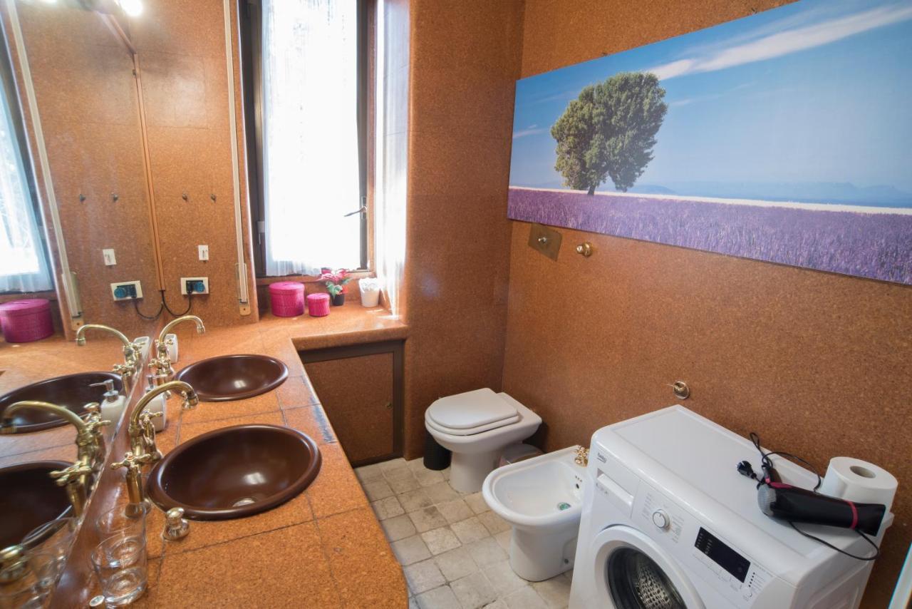 Renovated Flat Near Duomo - Lamarmora * Milaan