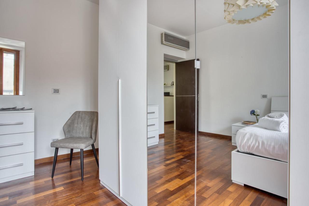 Joivy Tasteful Flat With Balcony Milan