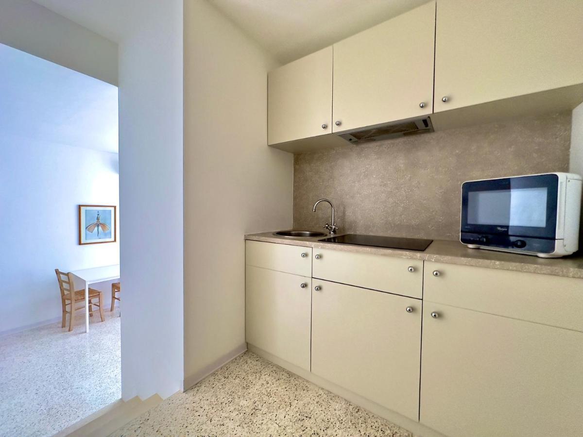 Minimal Navigli Appartement Milaan