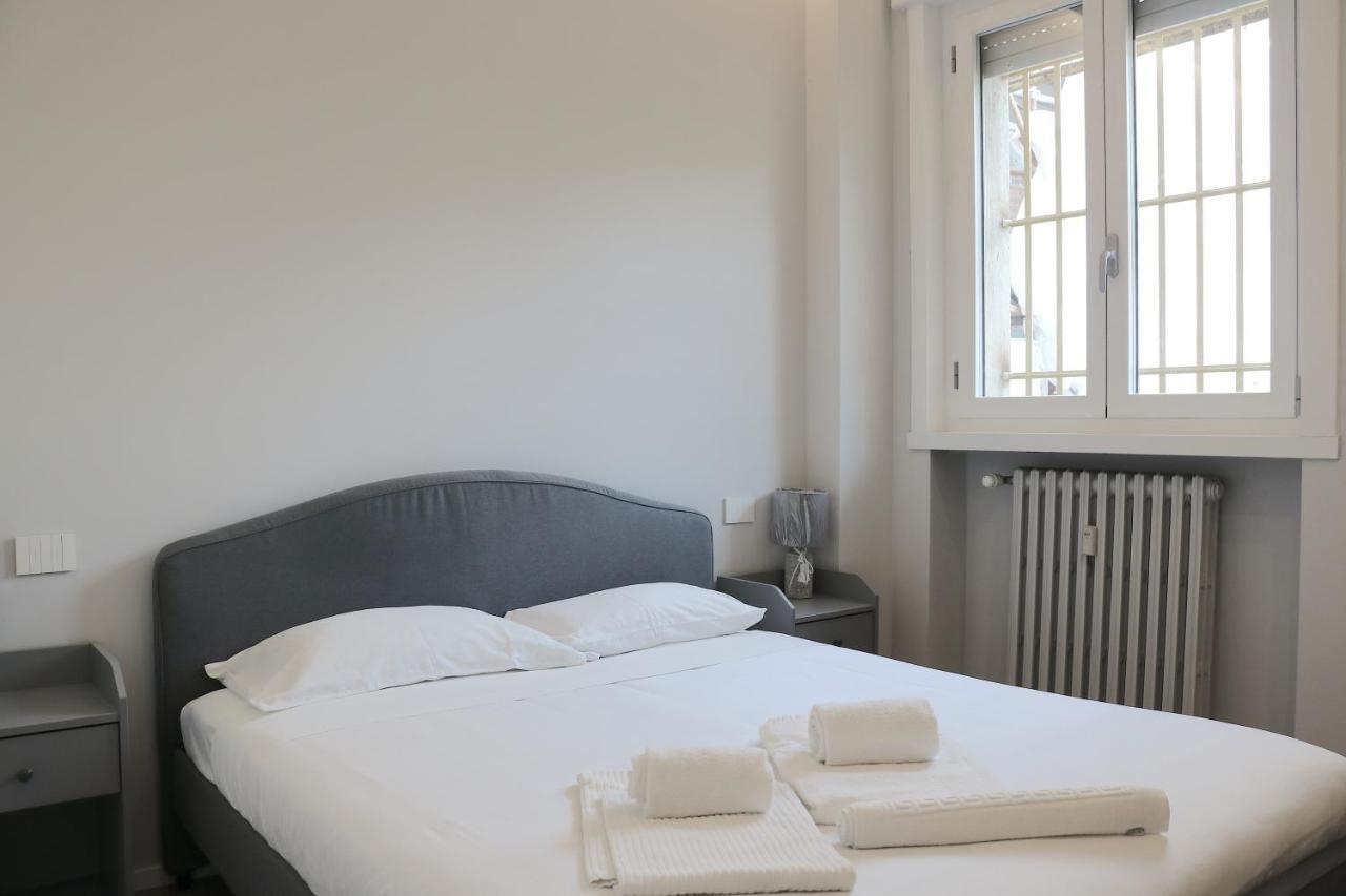 Via Savona Location * Mailand
