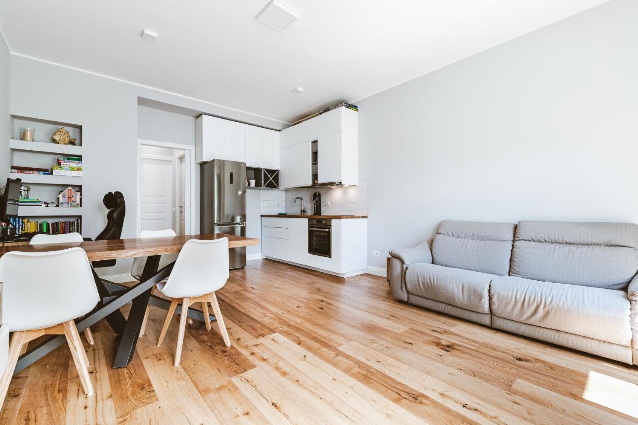 Apartment Mico Citylife Luxuryflat, 100m Metro