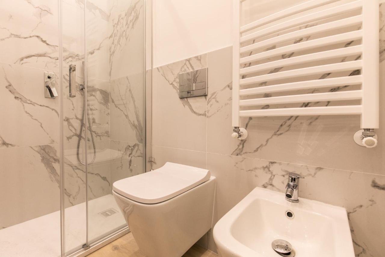 Luxury - A Due Passi Dal Centro Di Apartment Mailand