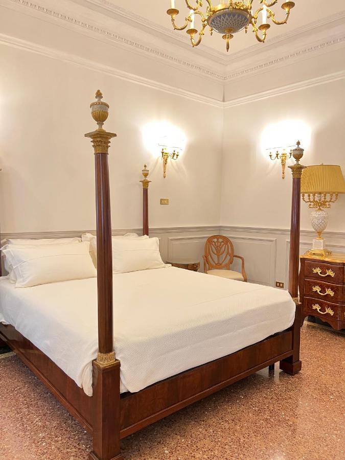 Cavoli A Merenda Suites *