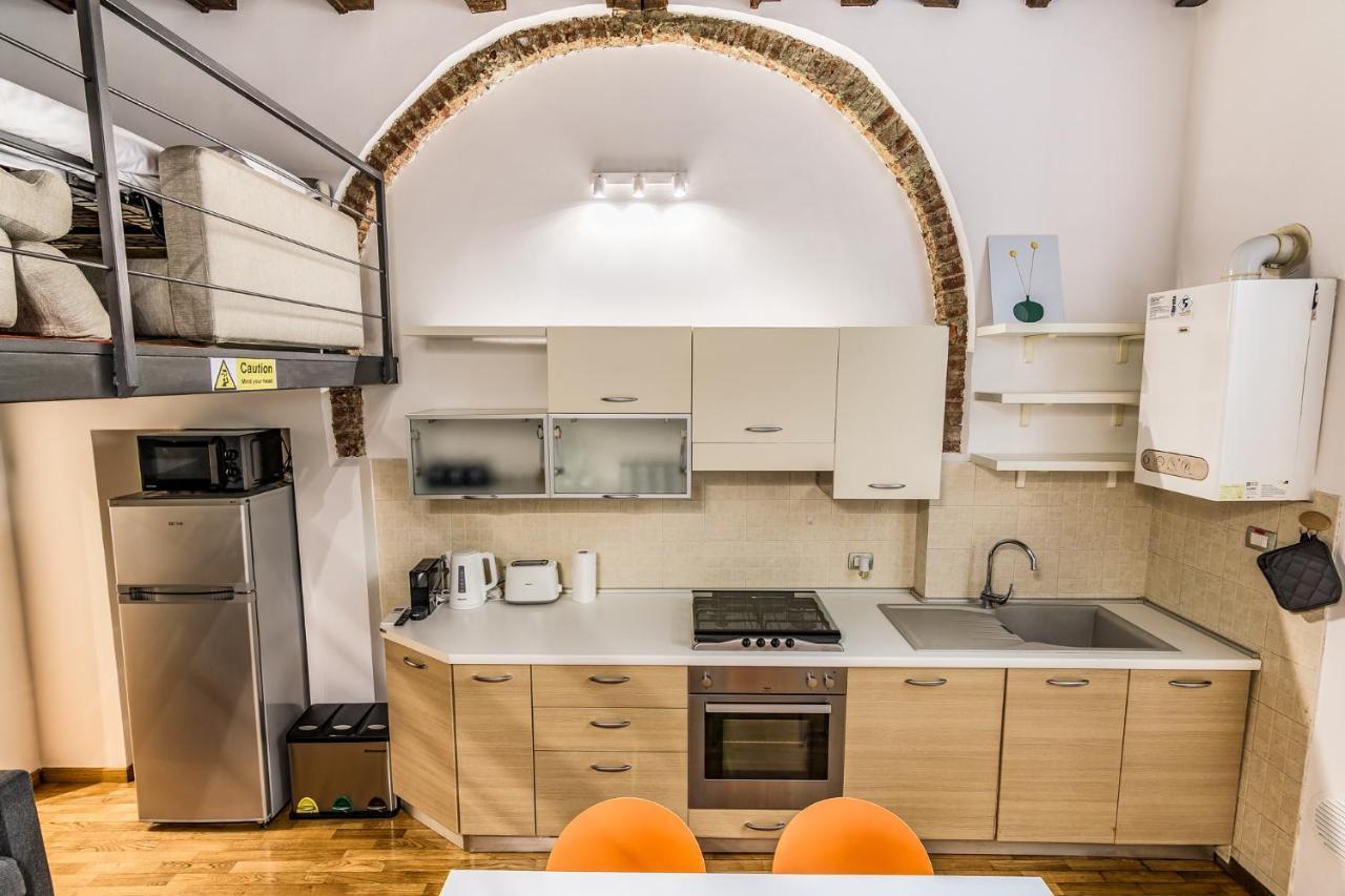 Ferrari Apartment *