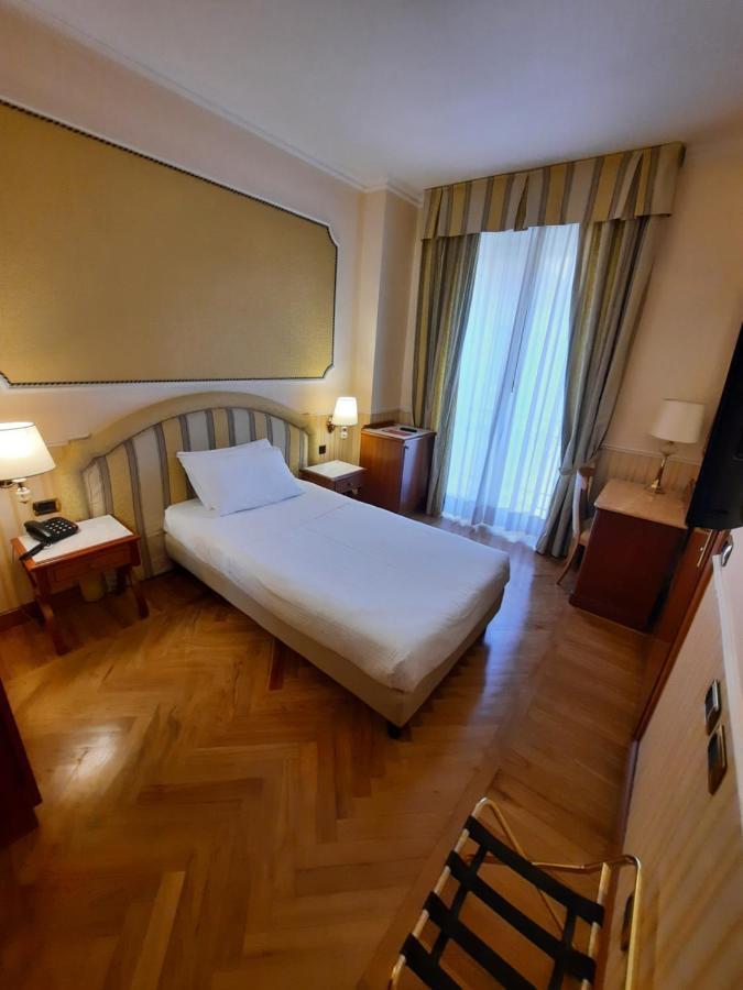 Andreola Central 4*
