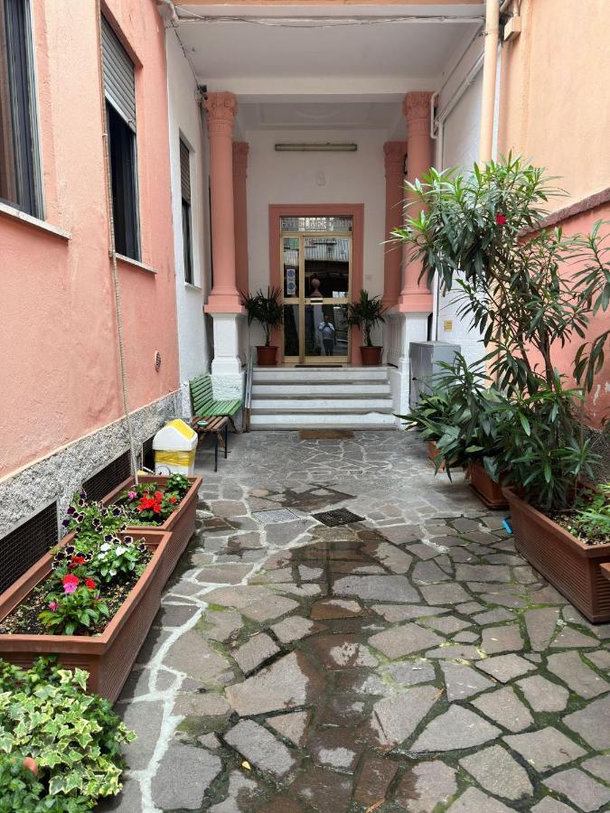 Mercurio Hotel 2*