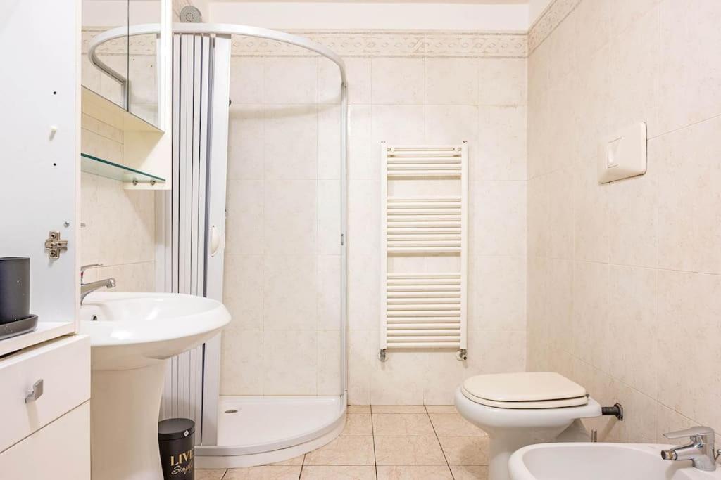 Guest Planet - Splendido Loft Dergano M3 Apartment Milan