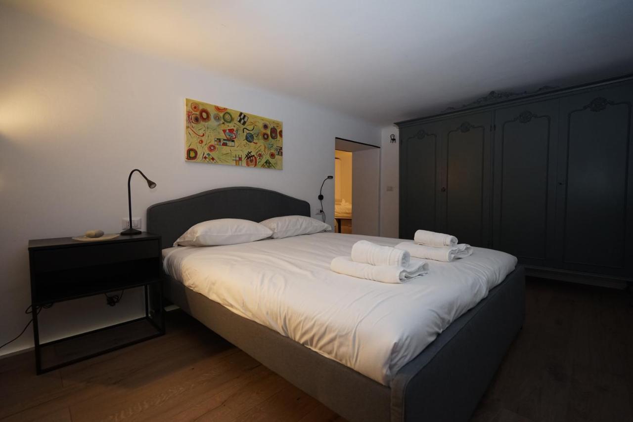 Apartment La Pampa Milan