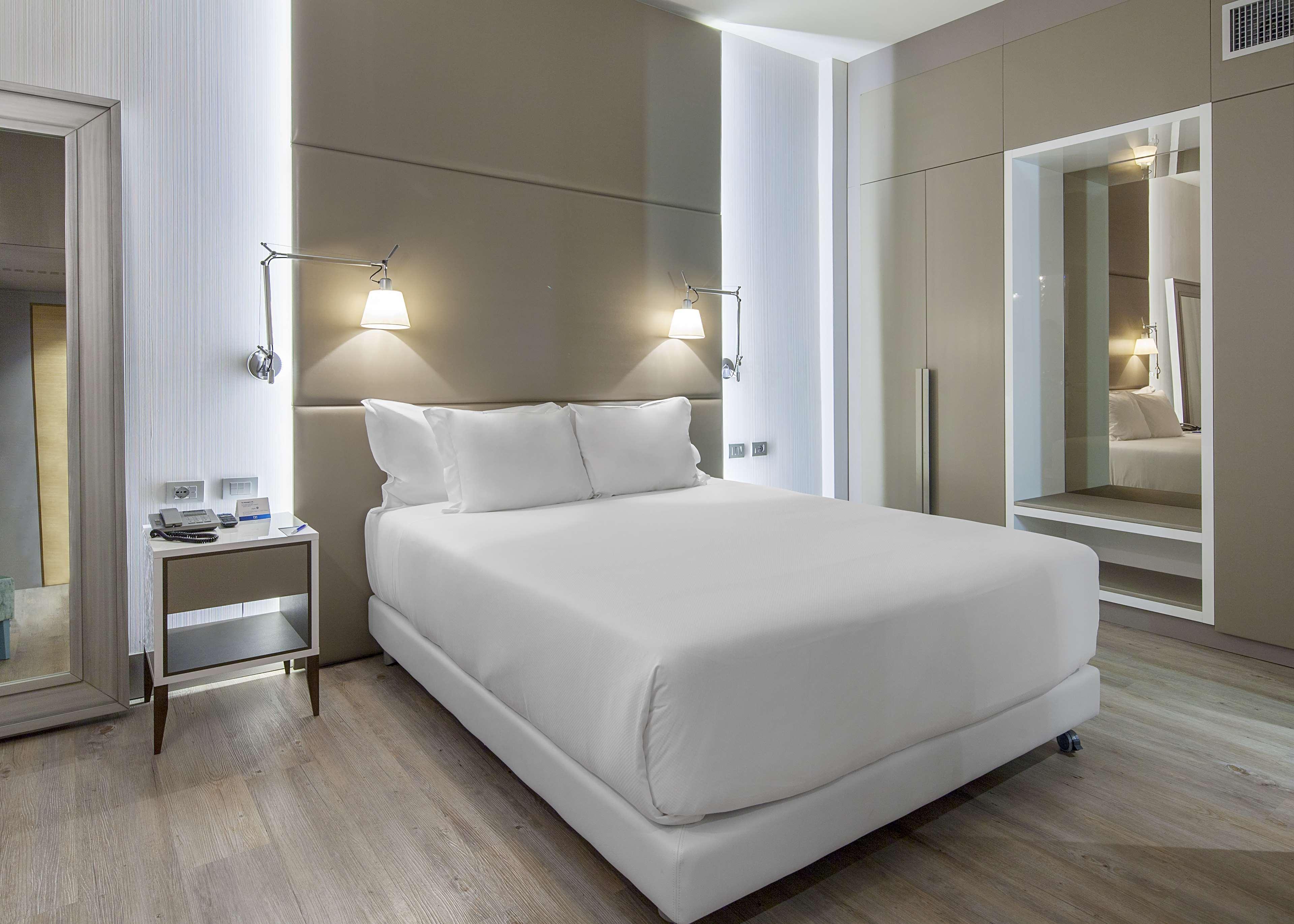 Hotel Nh Touring 4*