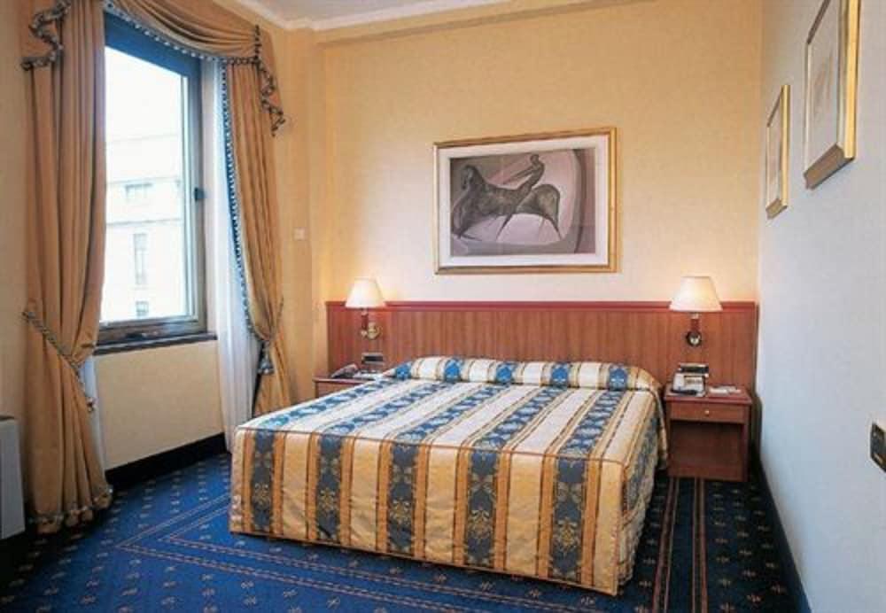 Lloyd Hotel 4*