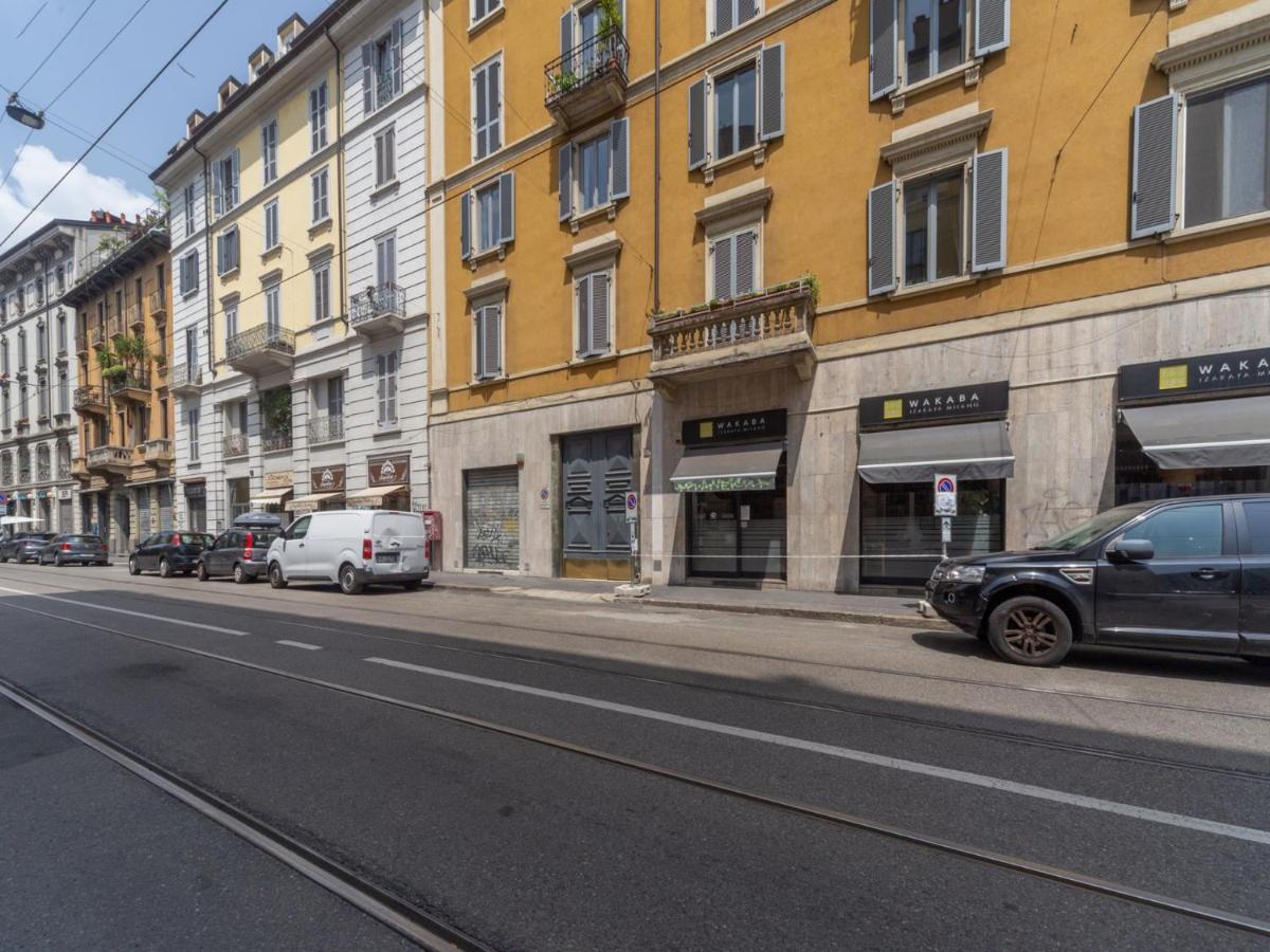 The Rent - Spacious Two-bedroom In Porta Romana Lejlighed