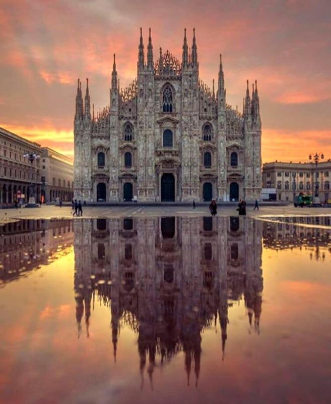 Vialetto V. Pastro 10 Milano