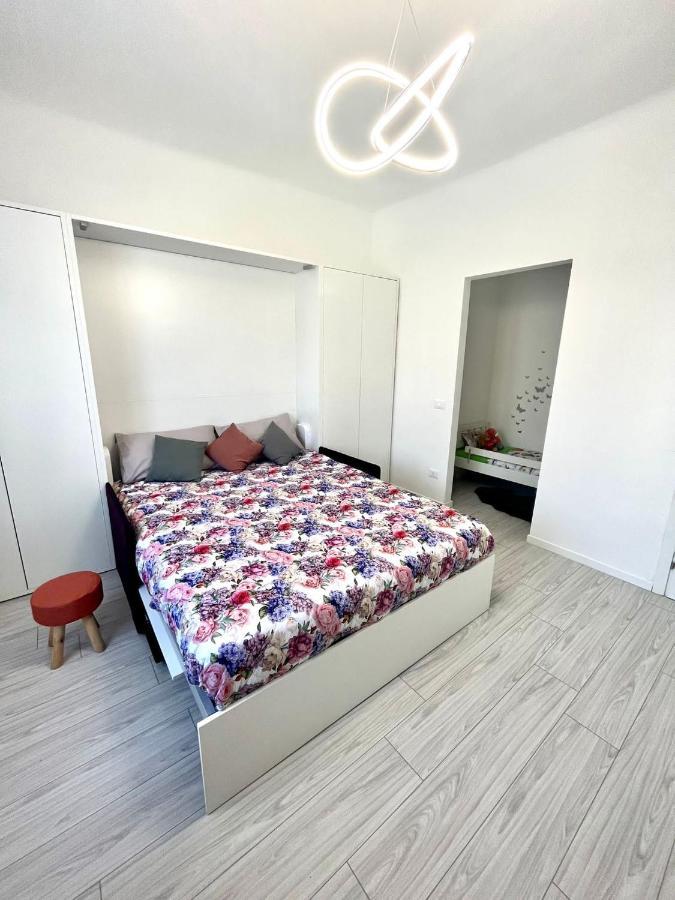 Marghespace Zona Stazione Centrale Con Letto Matrimoniale E Bagno Bed & Breakfast Milaan