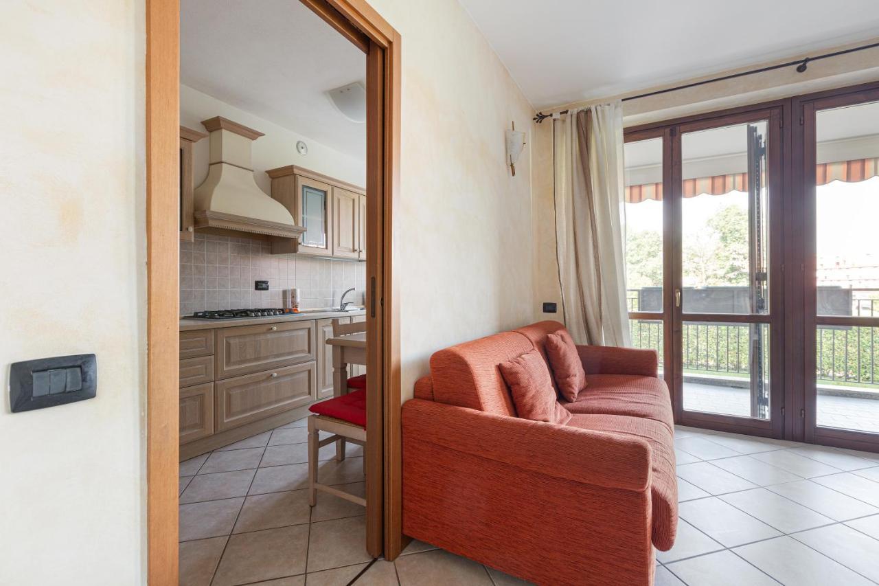 Appartamento With Balcony Nearby M3 Subway Yellow Line Milano